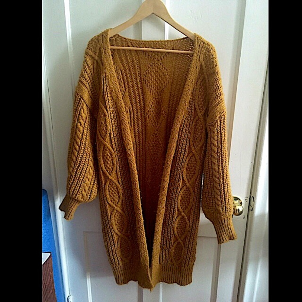 LONG cable knit Cardigan